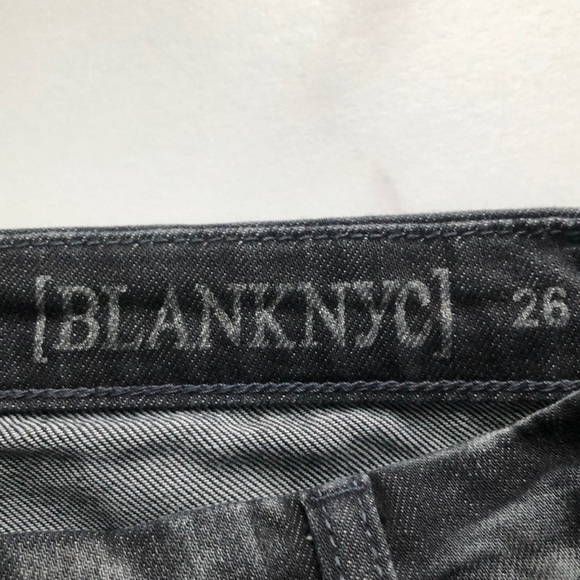 Blank NYC Faded Black Wash Skinny Leg Jeans Size 26 - Picture 4 of 10